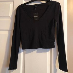 Long sleeve crop top